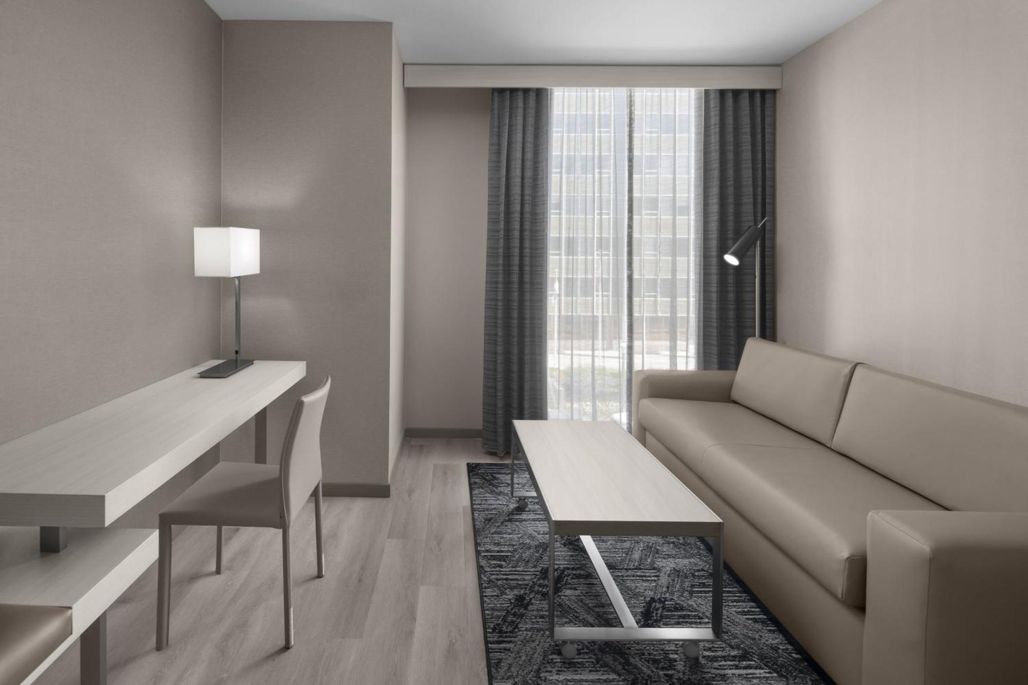 Ac Hotel By Marriott St. Louis Clayton Εξωτερικό φωτογραφία